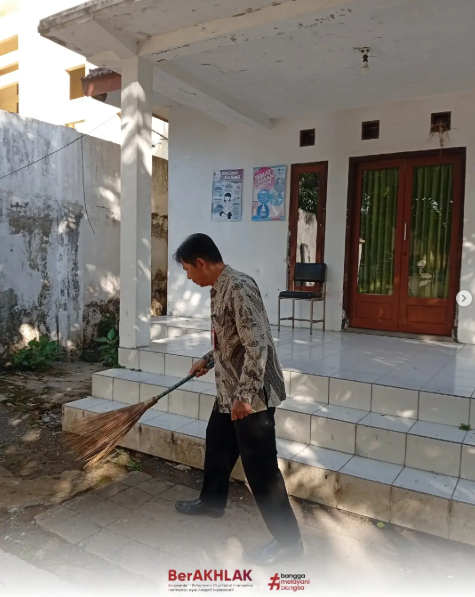 Korvei Bersama ASN Kecamatan Lumajang dalam Rangka Gerakan Indonesia ASRI