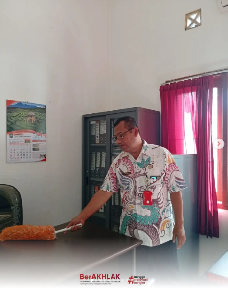 Korvei Bersama ASN Kecamatan Lumajang dalam Rangka Gerakan Indonesia ASRI