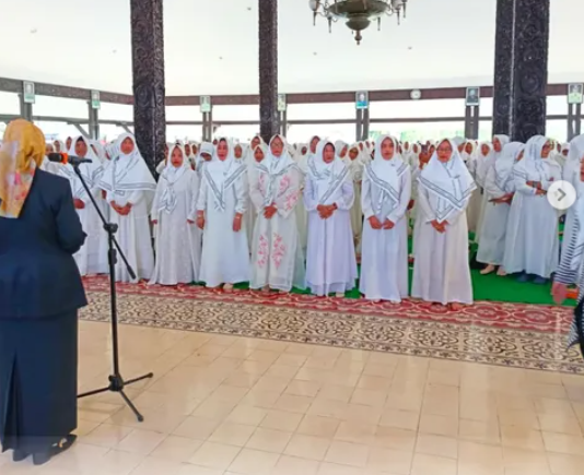 Pengajian Rutin Majelis Sholawat As Tsuroya Korwil Kabupaten Lumajang