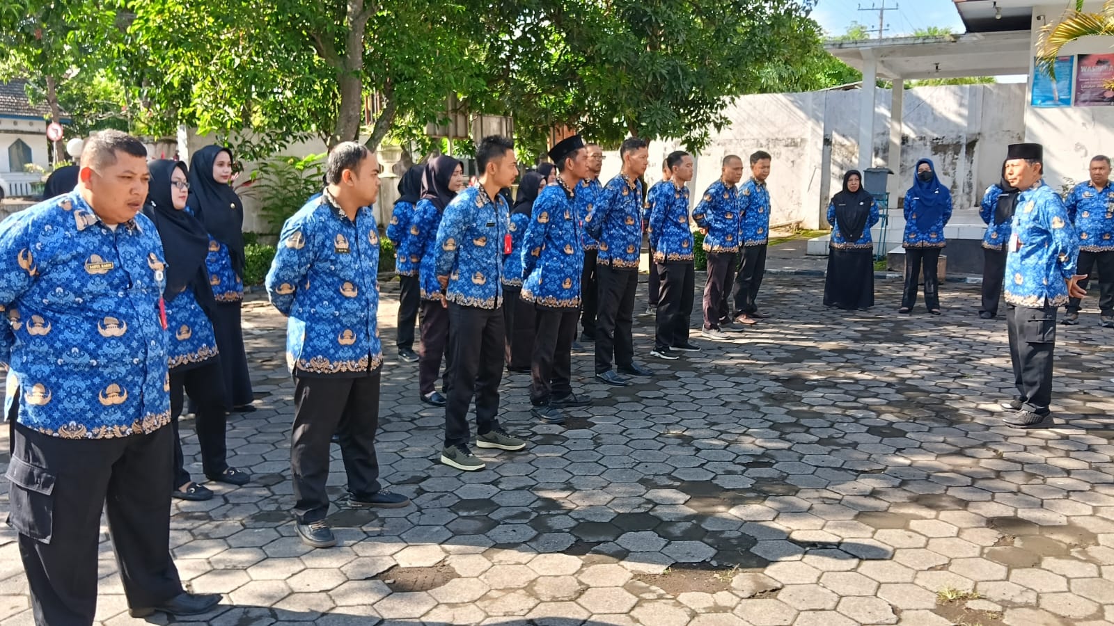 Kegiatan Apel Pagi Kecamatan Lumajang